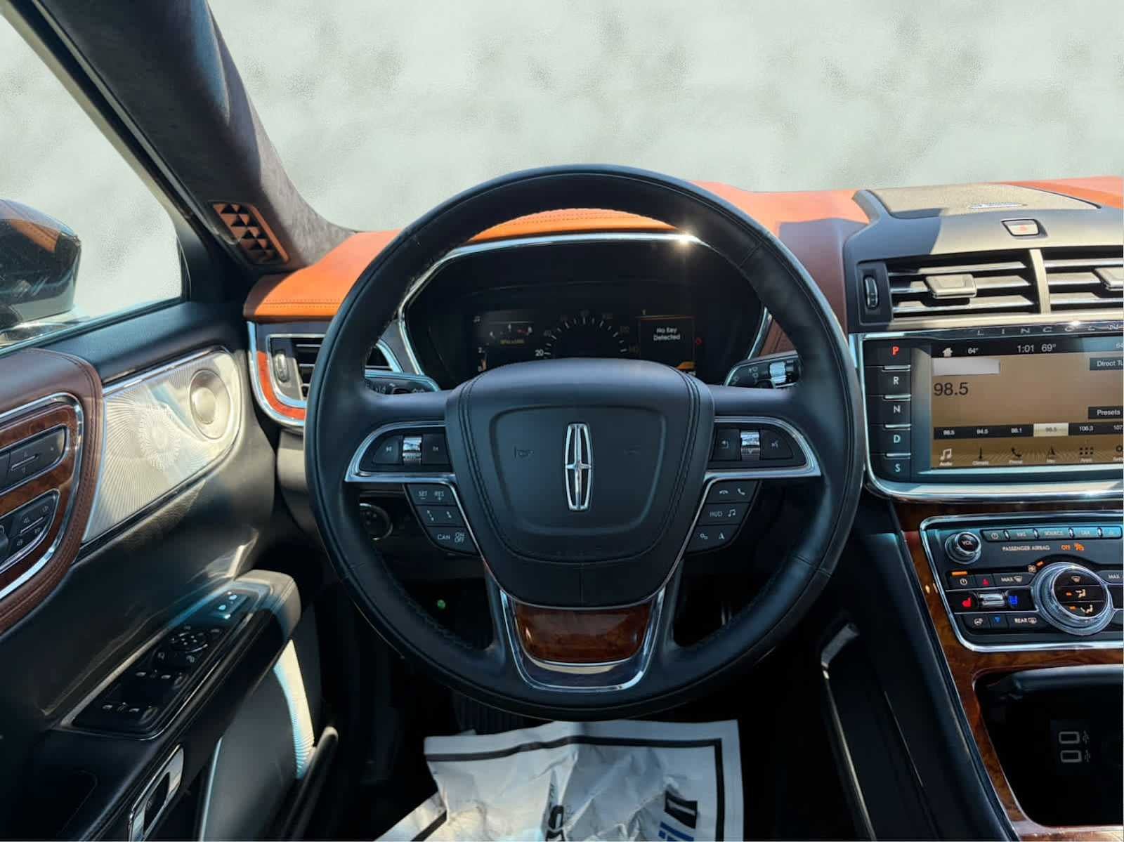Used 2019 Lincoln Continental Black Label AWD/4WD image 12