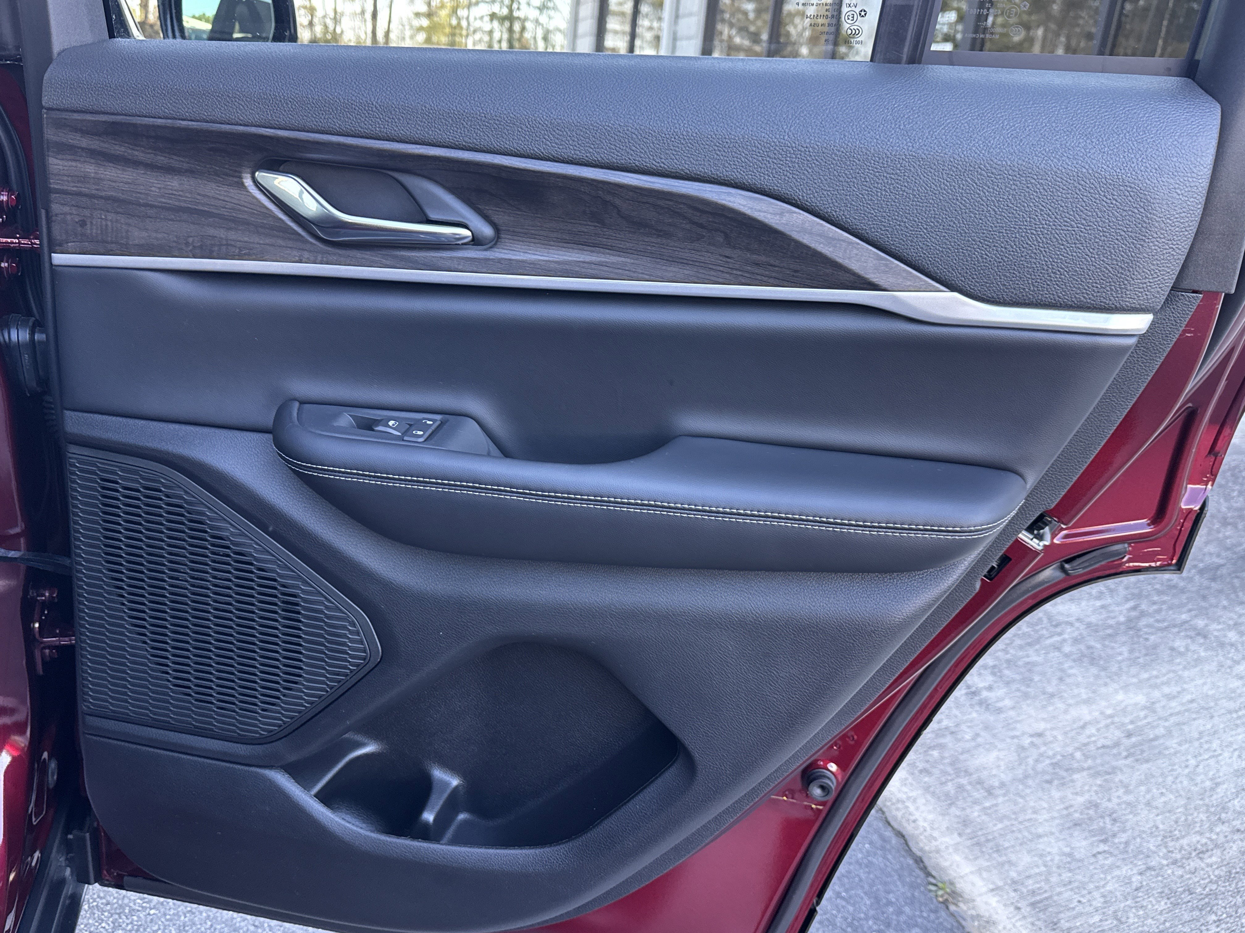 New 2026 Jeep Grand Cherokee Altitude image 21