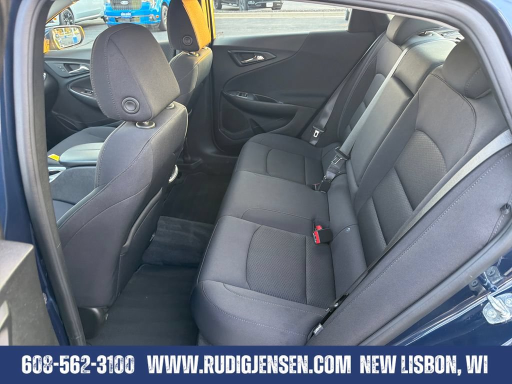 Used 2021 Chevrolet Malibu LT FWD image 23