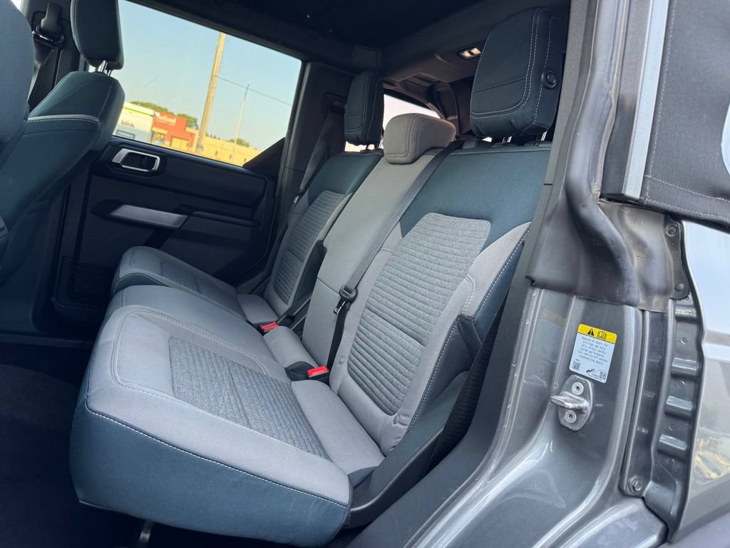 Certified 2022 Ford Bronco Outer Banks w/ Sasquatch Package AWD/4WD image 7