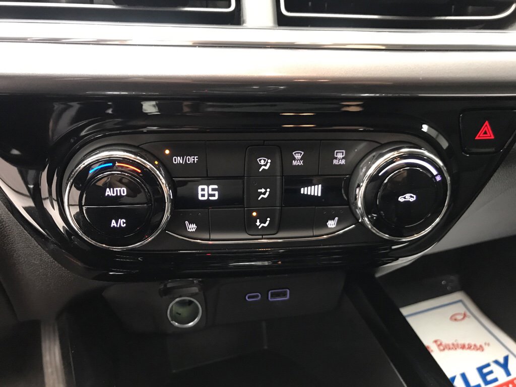 Used 2025 Chevrolet Trax ACTIV w/ Driver Confidence Package image 15