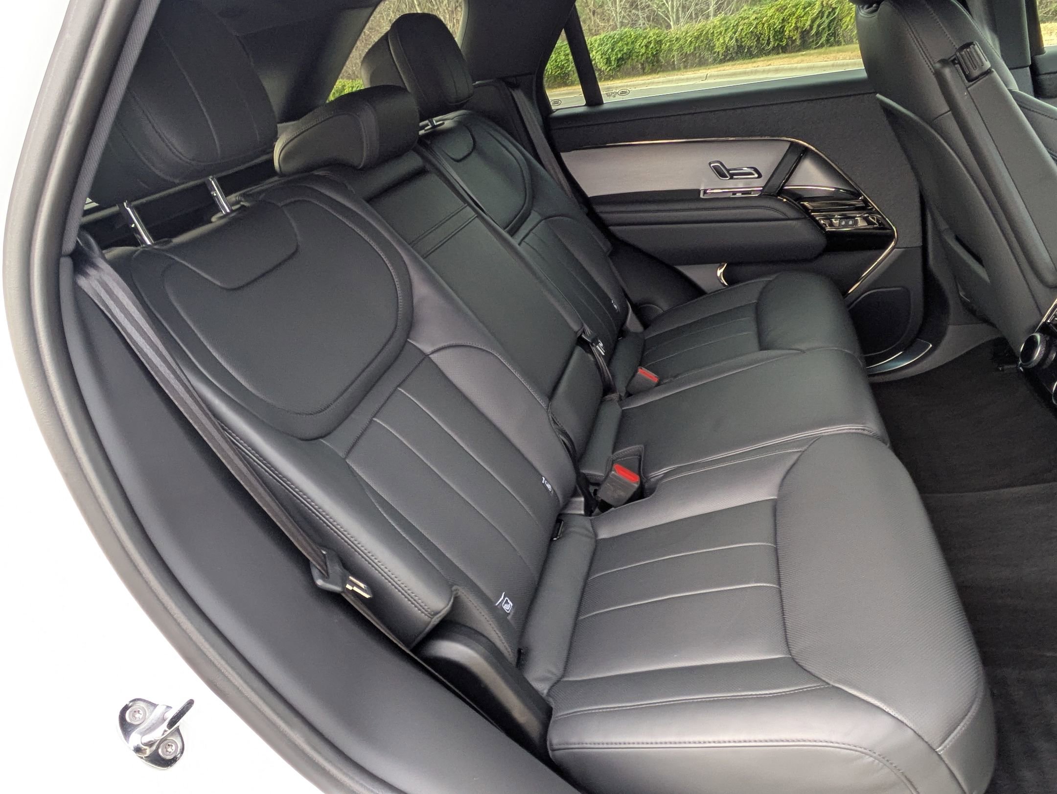 Used 2025 Land Rover Range Rover Sport SE image 28