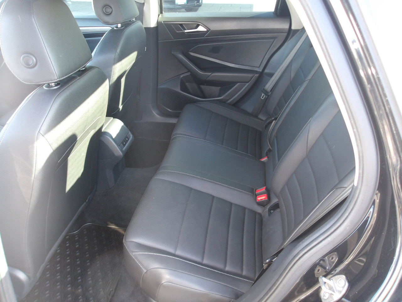 Used 2021 Volkswagen Jetta SEL FWD image 10