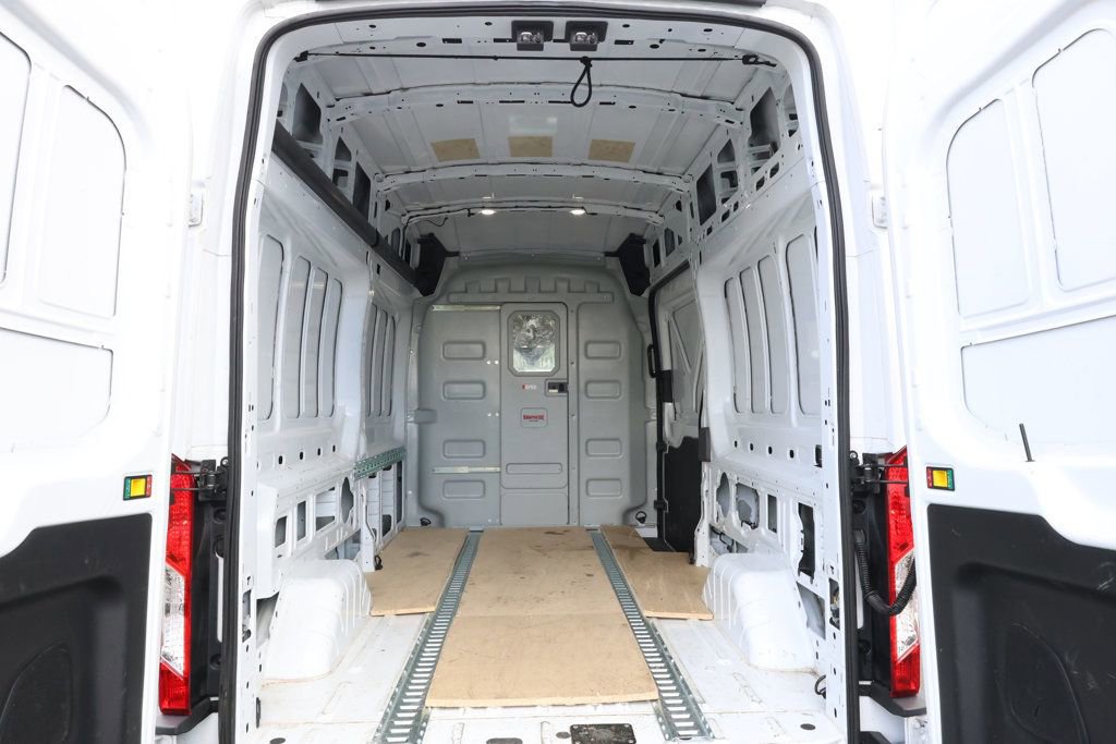 Used 2023 Ford Transit 250 148 High Roof RWD image 20