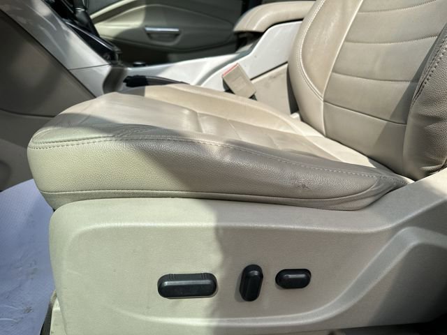 Used 2013 Ford Escape SEL image 16