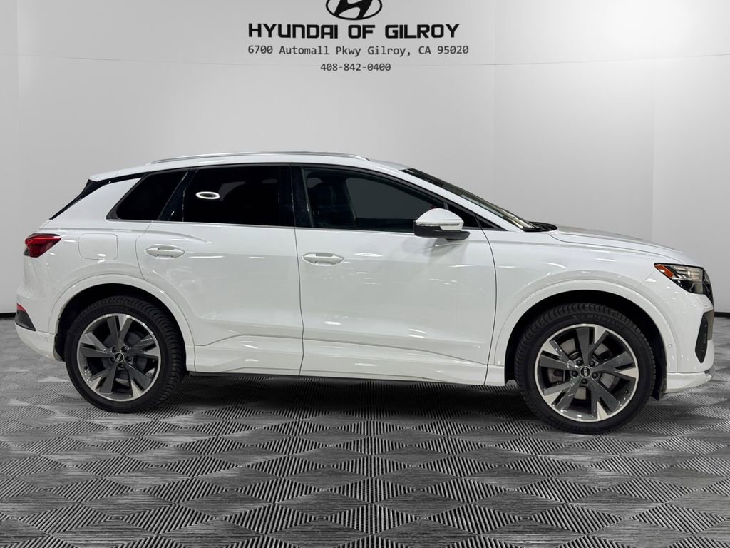 Used 2022 Audi Q4 e-tron Prestige image 4