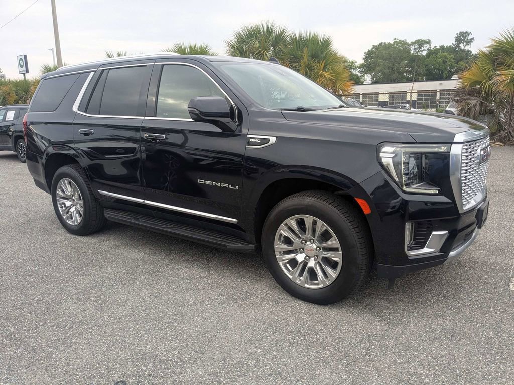 Used 2024 GMC Yukon Denali AWD/4WD image 2