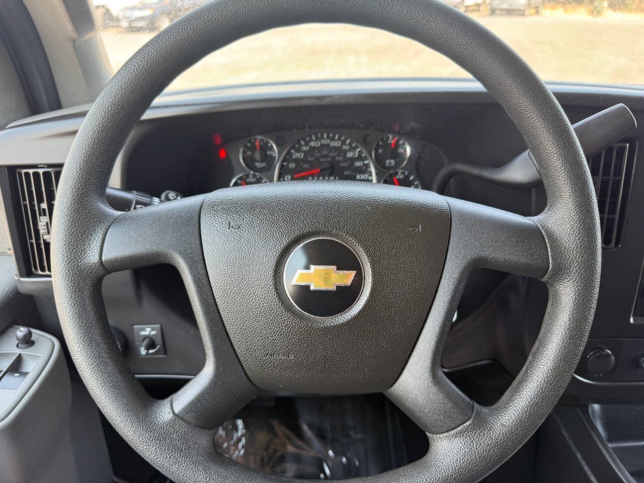 Used 2021 Chevrolet Express 2500 RWD image 26