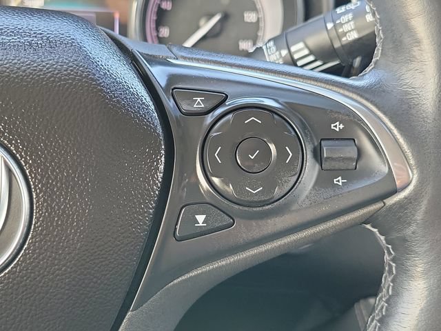 Certified 2020 Buick Envision Essence FWD image 16