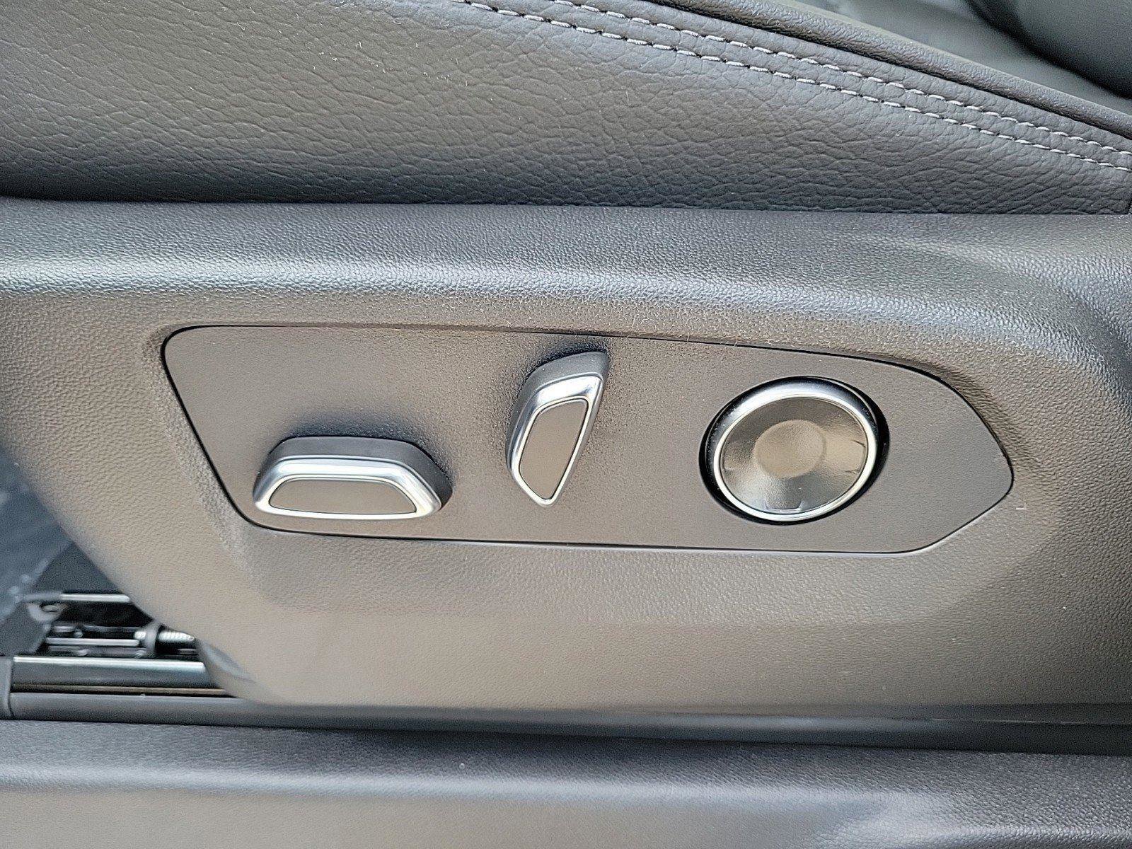 New 2026 GMC Sierra 3500 Denali w/ Denali Reserve Package image 16