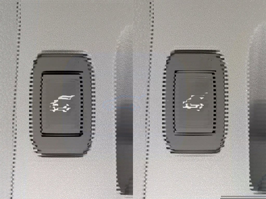 New 2025 Cadillac XT5 Premium Luxury w/ Technology Package image 16