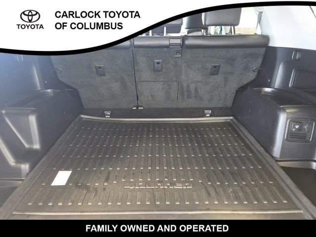 Used 2020 Toyota 4Runner TRD Off-Road Premium AWD/4WD image 15