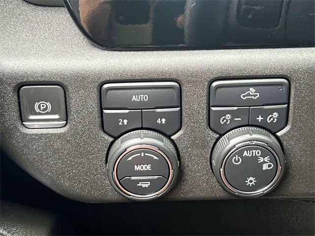 Certified 2024 Chevrolet Silverado 1500 LT image 19