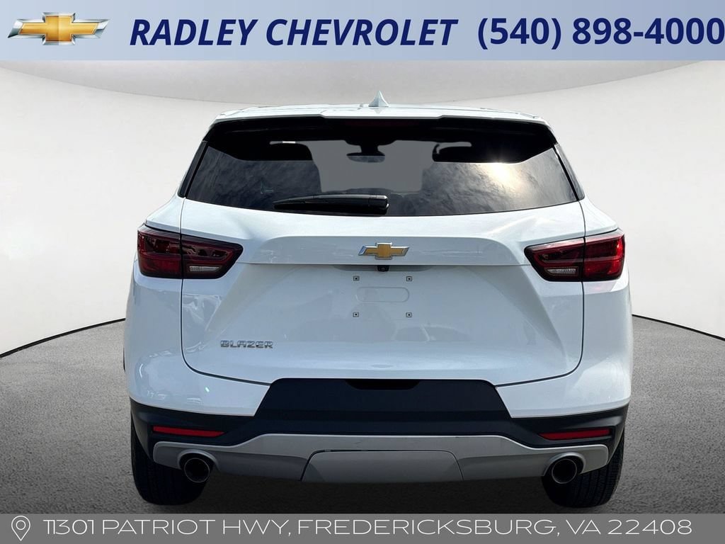 Certified 2025 Chevrolet Blazer LT FWD image 18