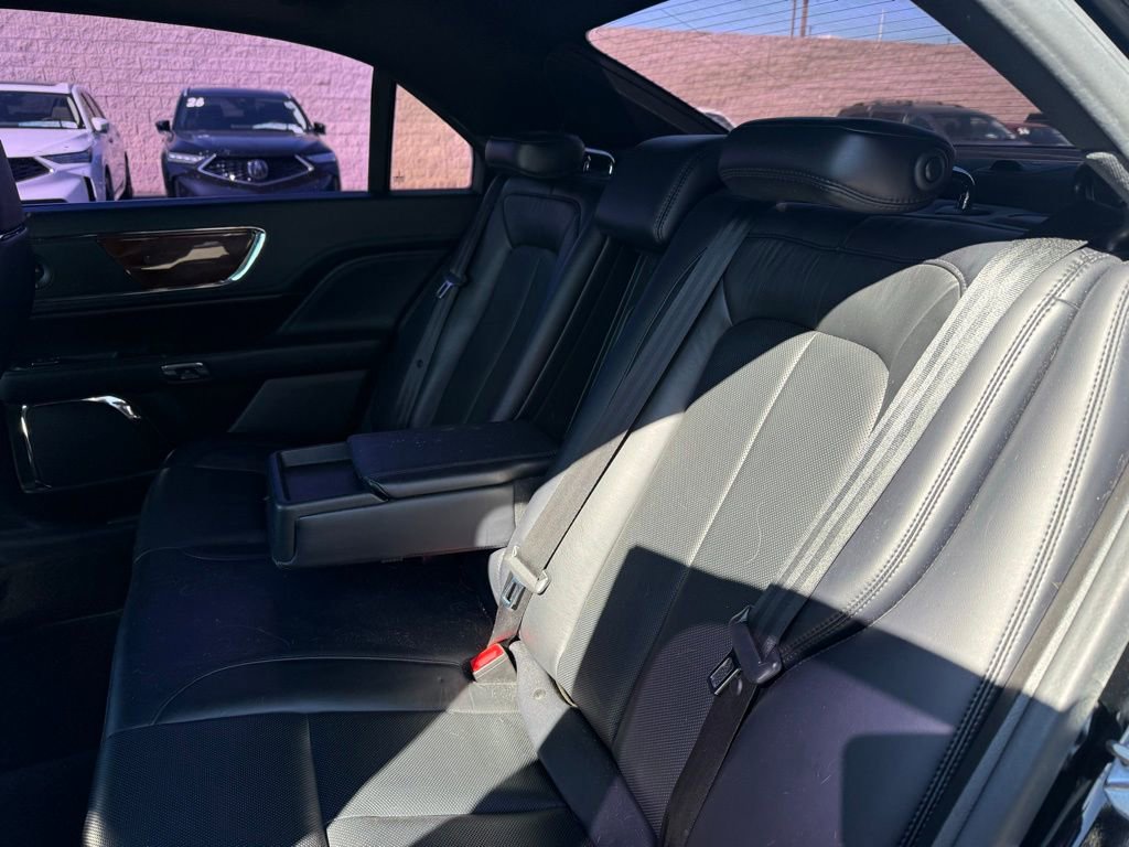 Used 2018 Lincoln Continental Reserve image 13
