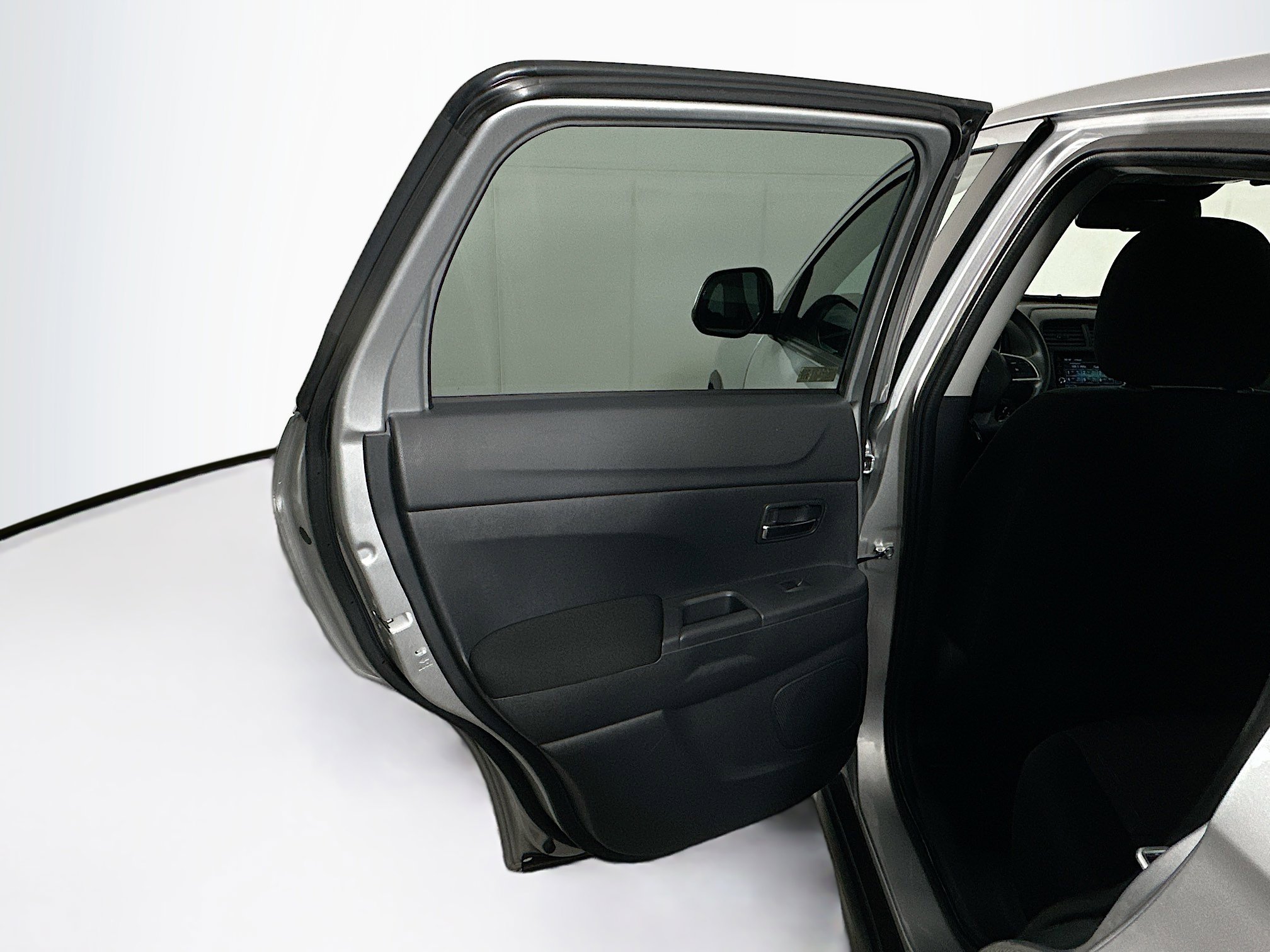 Used 2025 Mitsubishi Outlander Sport ES image 24