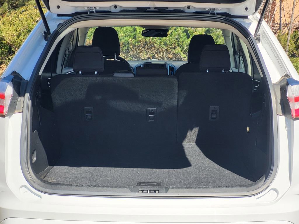 Used 2022 Ford Edge SE w/ Black Appearance Package image 29