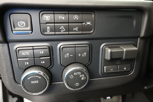 New 2026 Chevrolet Tahoe LS w/ Max Trailering Package AWD/4WD image 26