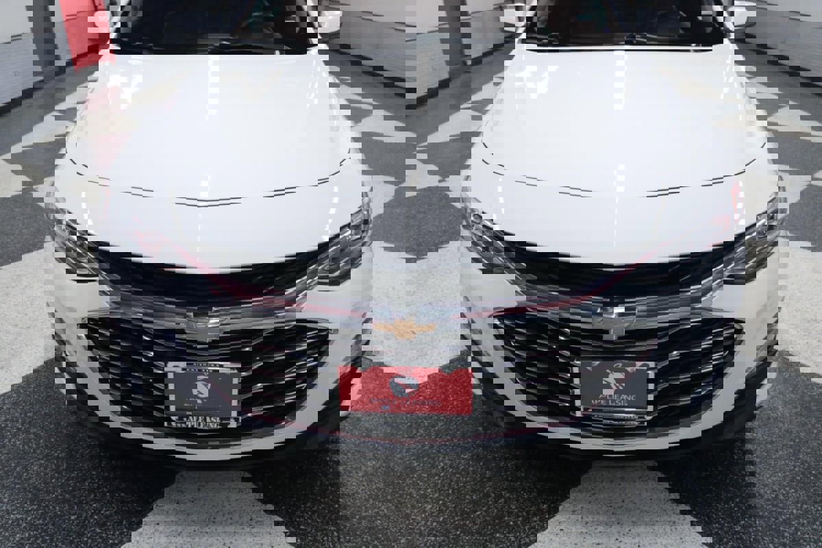 Used 2024 Chevrolet Malibu LT image 4