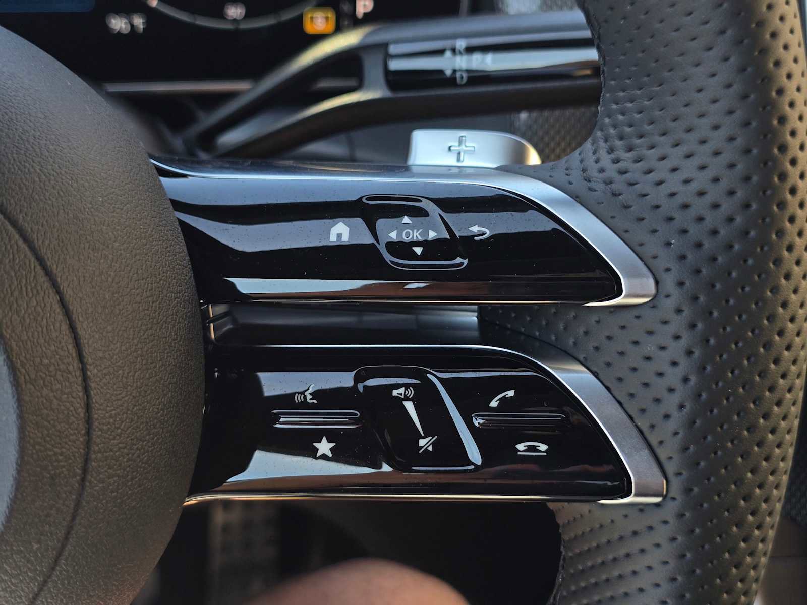 New 2026 Mercedes-Benz GLC 350e 4MATIC image 33