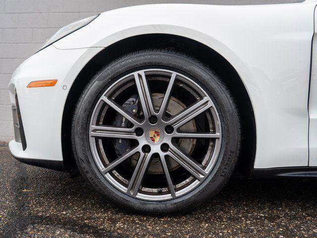 Certified 2025 Porsche Panamera 4 AWD/4WD image 12