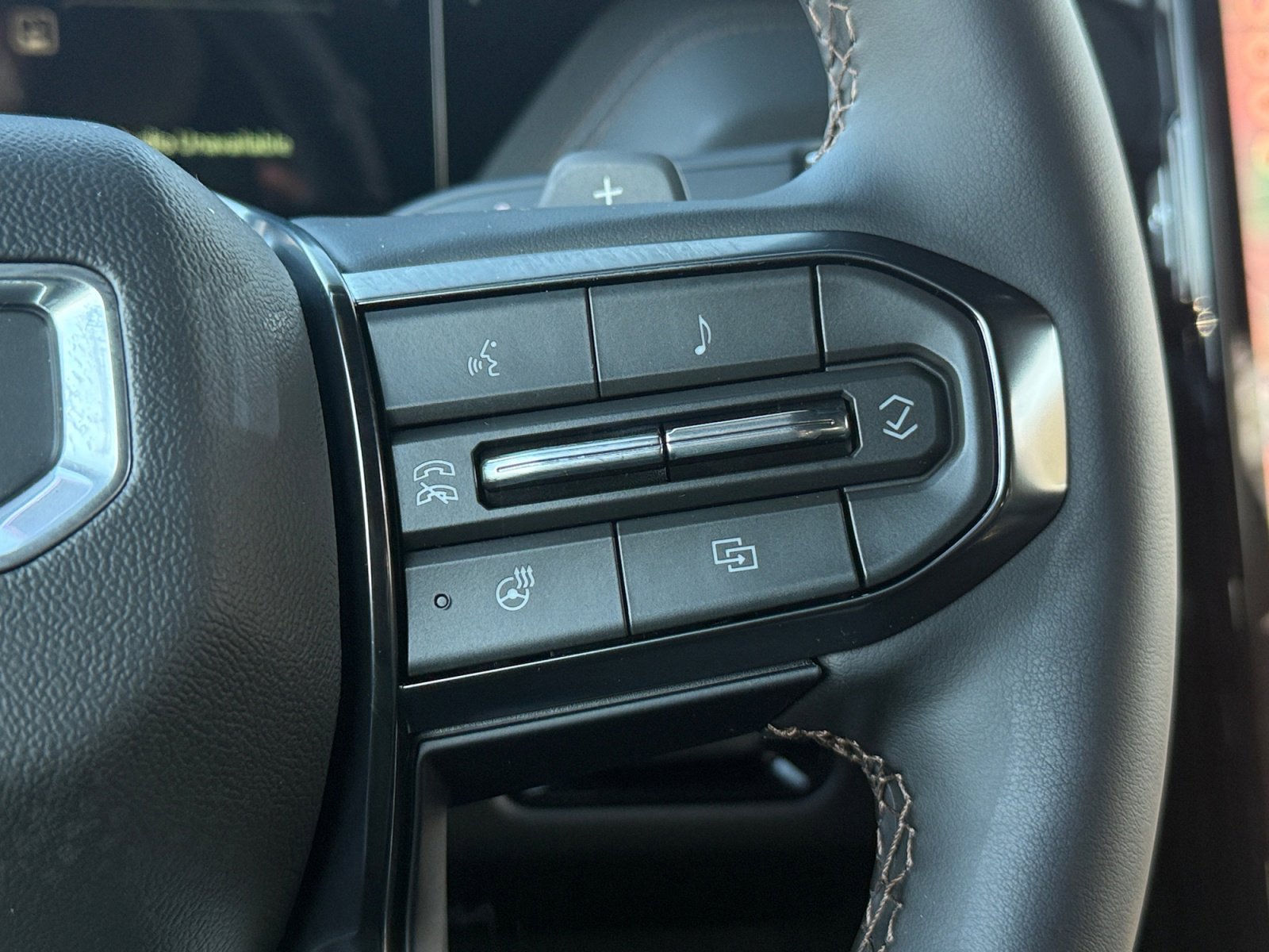 New 2026 GMC Yukon XL AT4 w/ AT4 Premium Package AWD/4WD image 26