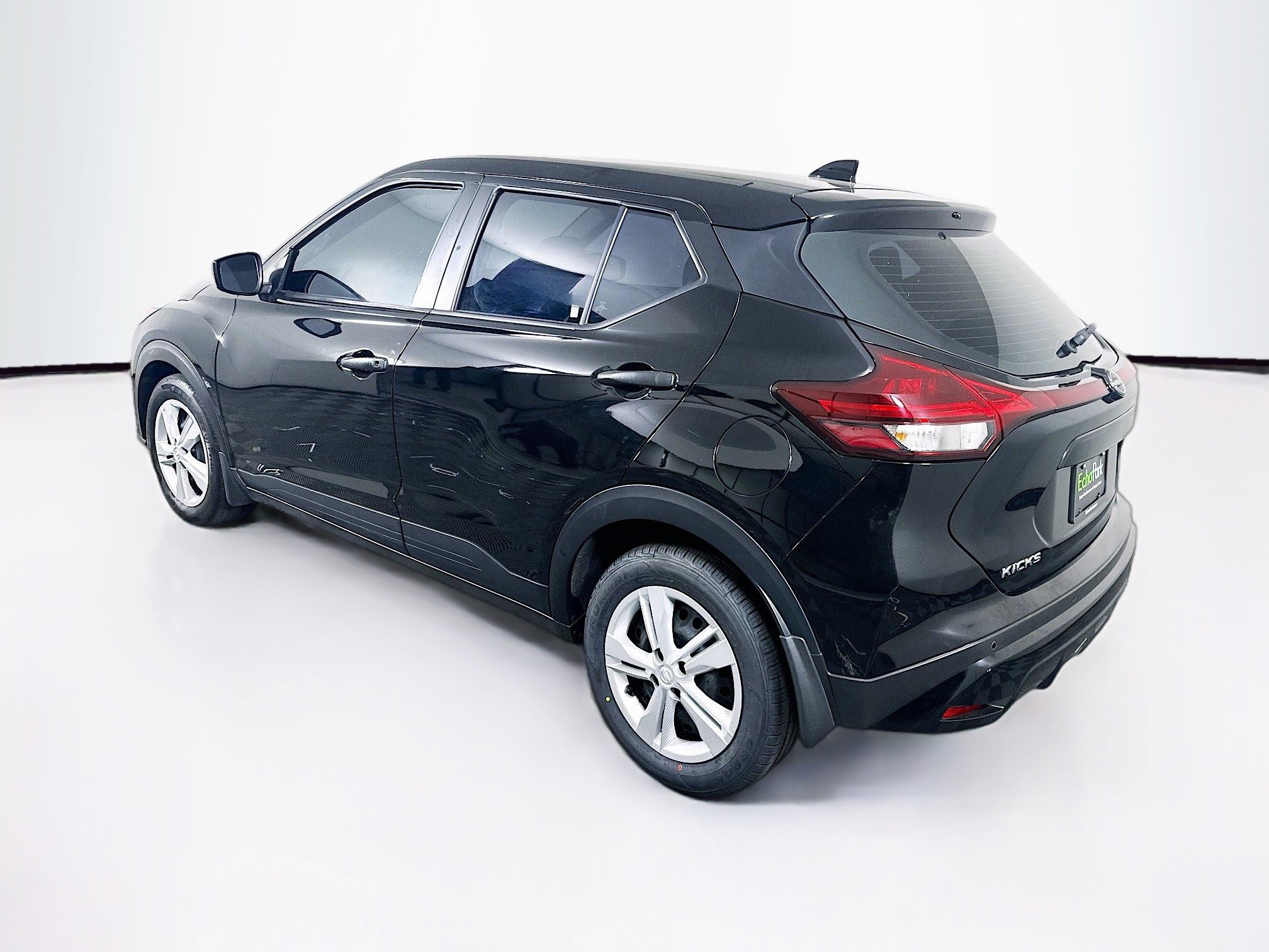 Used 2024 Nissan Kicks S image 5