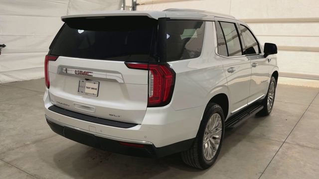 Used 2022 GMC Yukon SLT w/ SLT Premium Package image 8
