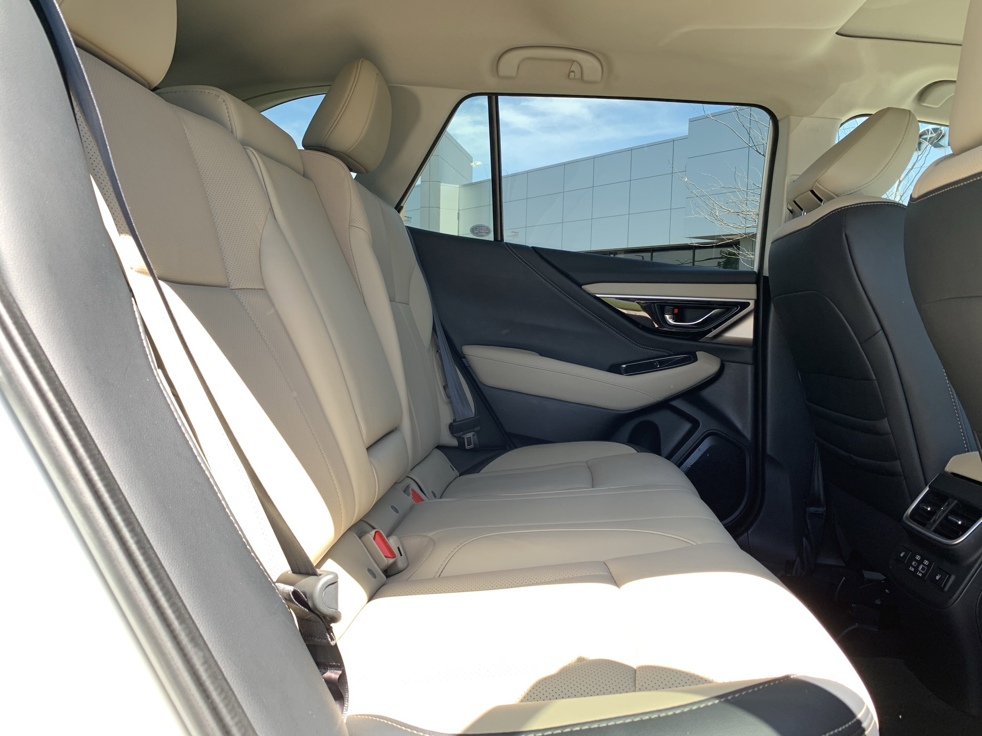 Used 2024 Subaru Outback Limited XT AWD/4WD image 33