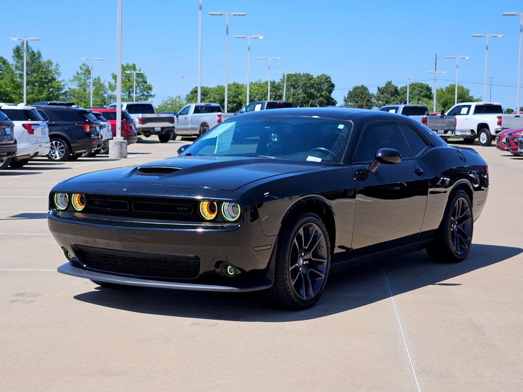 Used 2021 Dodge Challenger GT w/ Blacktop Package RWD video 3