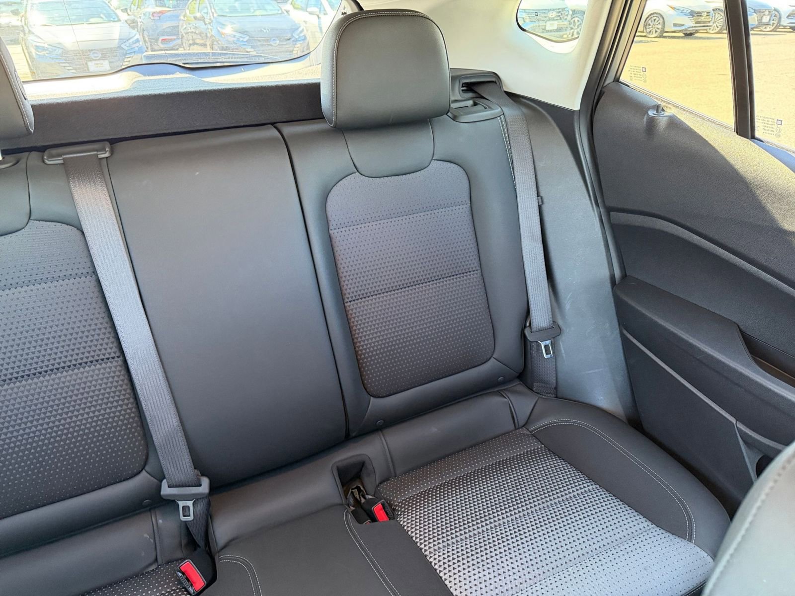 Used 2025 Chevrolet Trax LT image 36