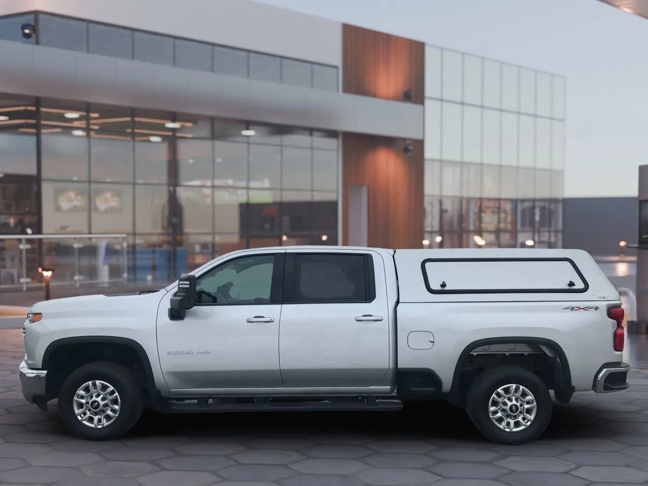 Used 2020 Chevrolet Silverado 2500 LT w/ Fleet Comfort Package image 4