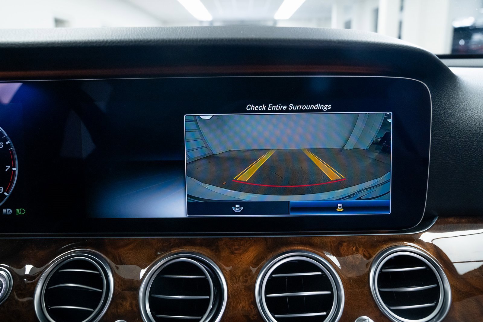 Used 2020 Mercedes-Benz E 450 4MATIC Wagon image 13