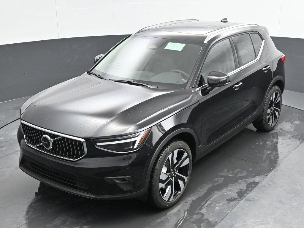 Used 2025 Volvo XC40 B5 Ultra w/ Climate Package AWD/4WD image 40