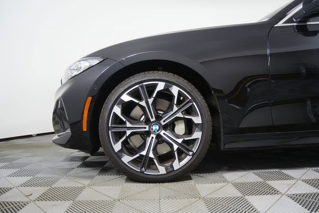 Used 2025 BMW 330i Sedan image 7