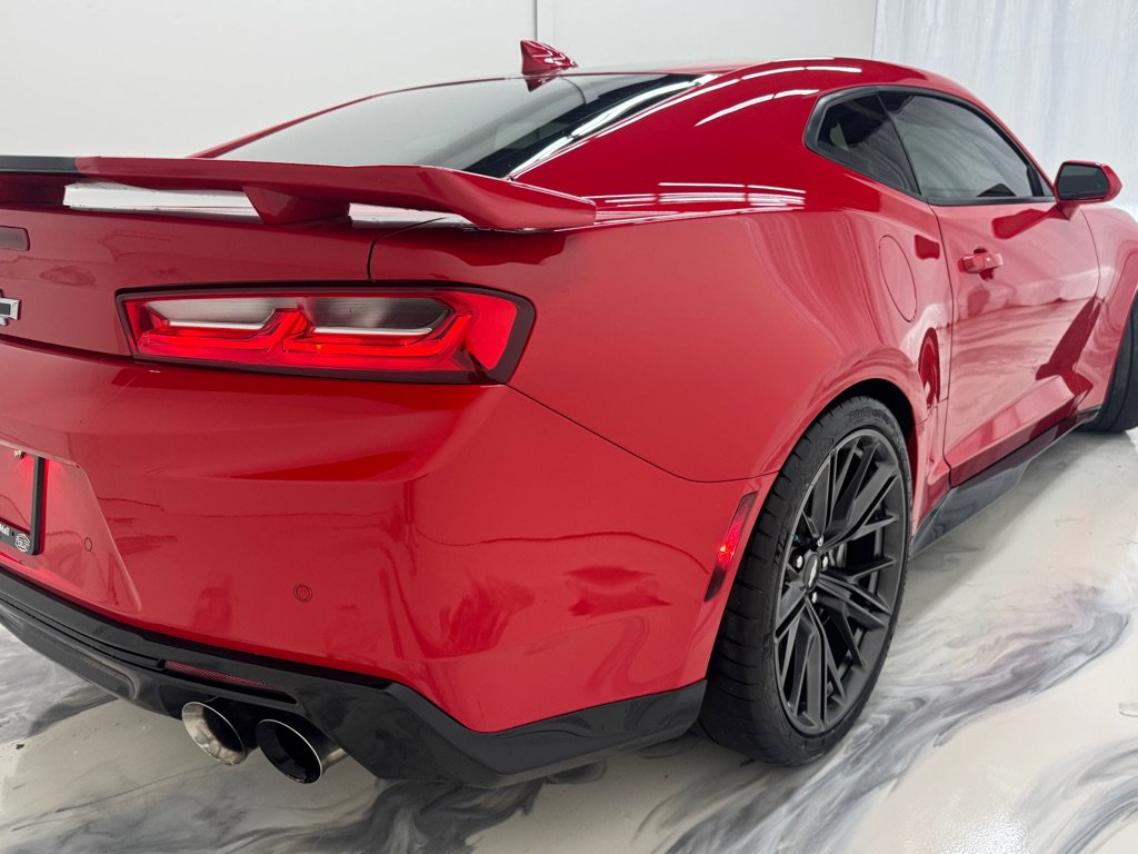 Used 2017 Chevrolet Camaro ZL1 RWD image 8