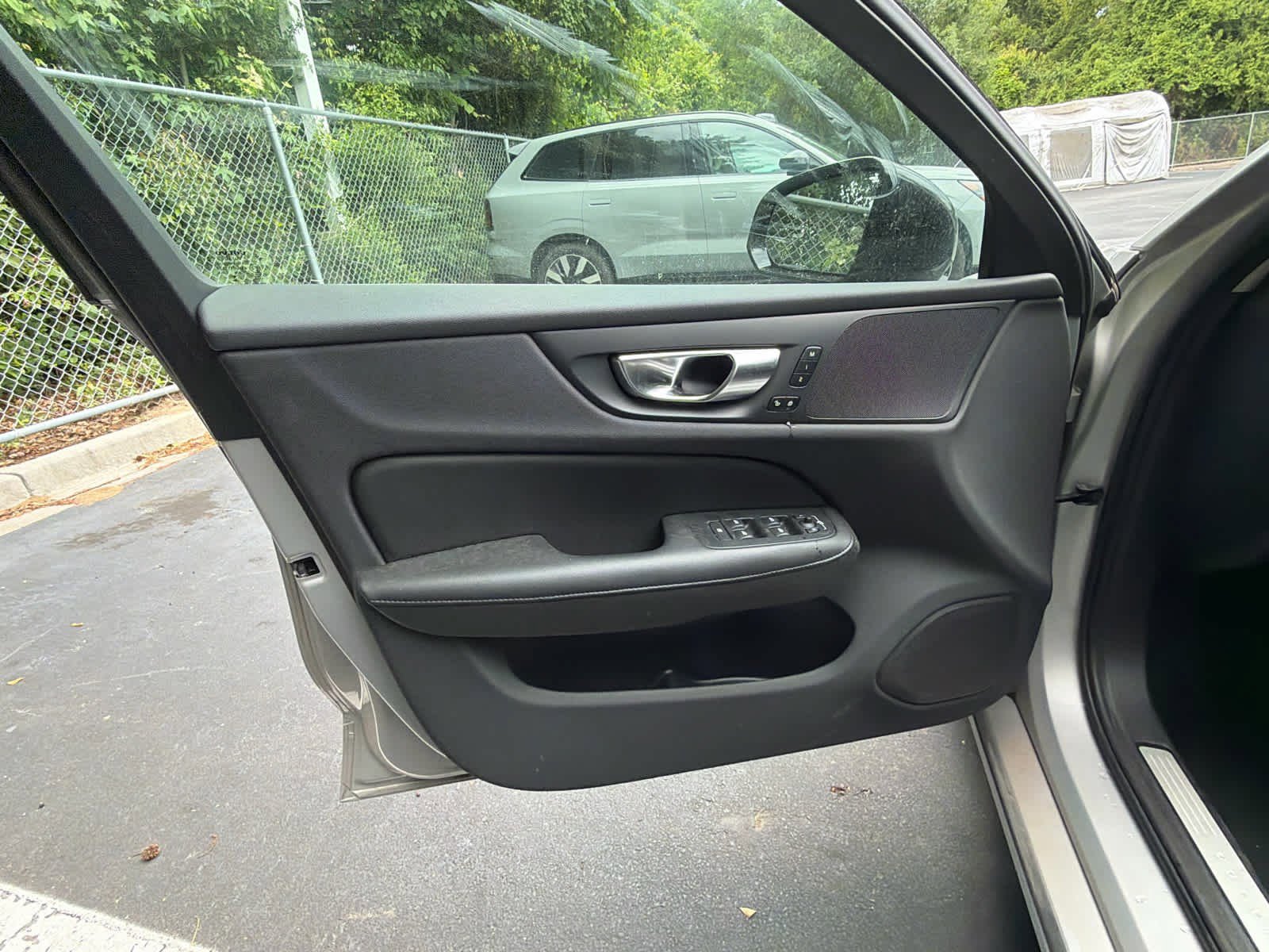 Used 2024 Volvo S60 B5 Core FWD image 24