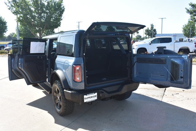 Used 2025 Ford Bronco Outer Banks AWD/4WD image 15