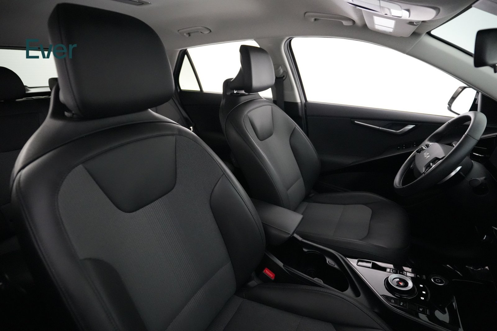 Used 2023 Kia Niro Wind w/ Wind Preserve Package FWD image 23