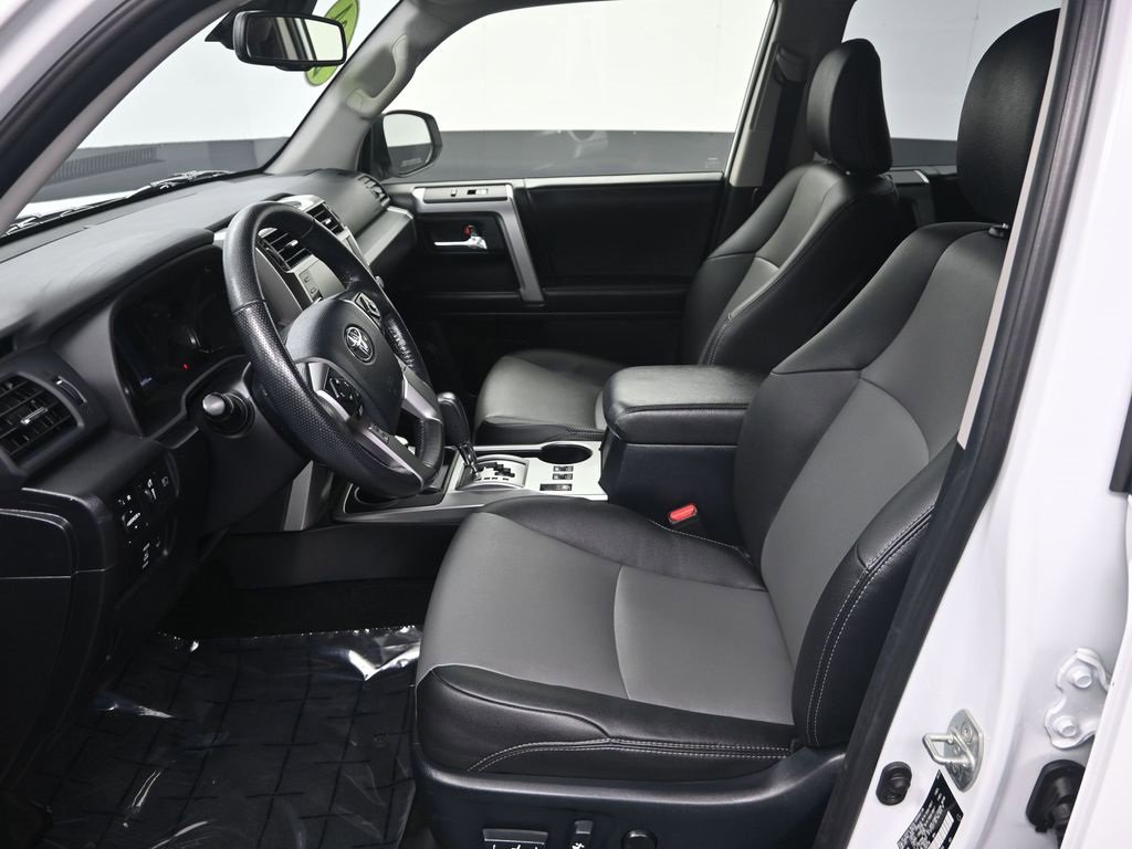 Used 2024 Toyota 4Runner SR5 Premium image 13