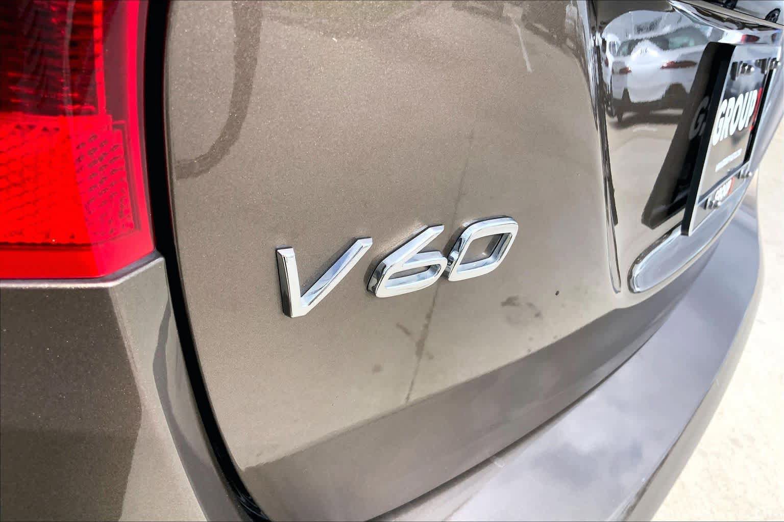 Used 2017 Volvo V60 T5 Cross Country AWD/4WD image 30