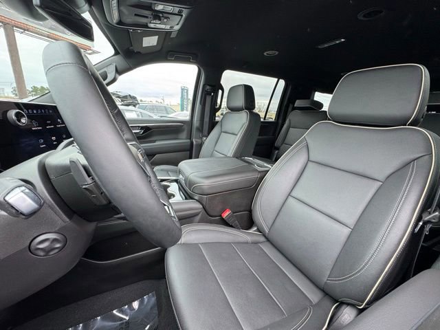 Used 2025 Chevrolet Suburban Premier image 15