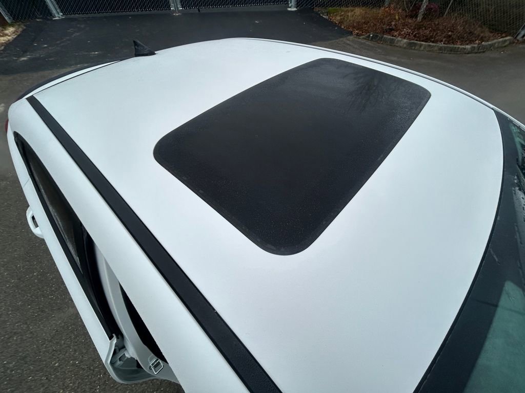 Used 2023 Kia Forte GT-Line w/ GT-Line Premium Package image 28