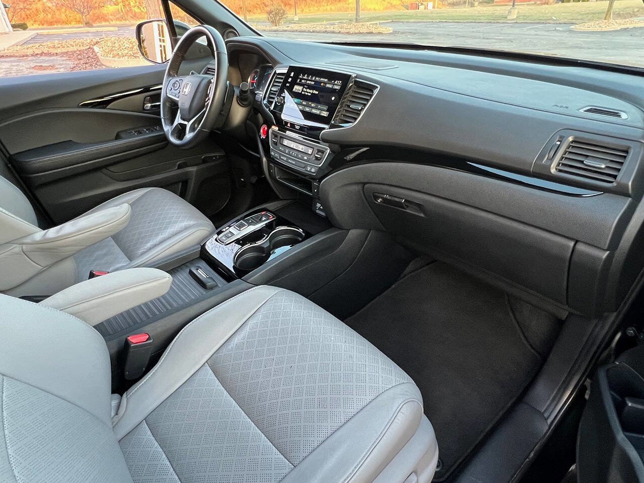 Used 2019 Honda Passport Touring image 12