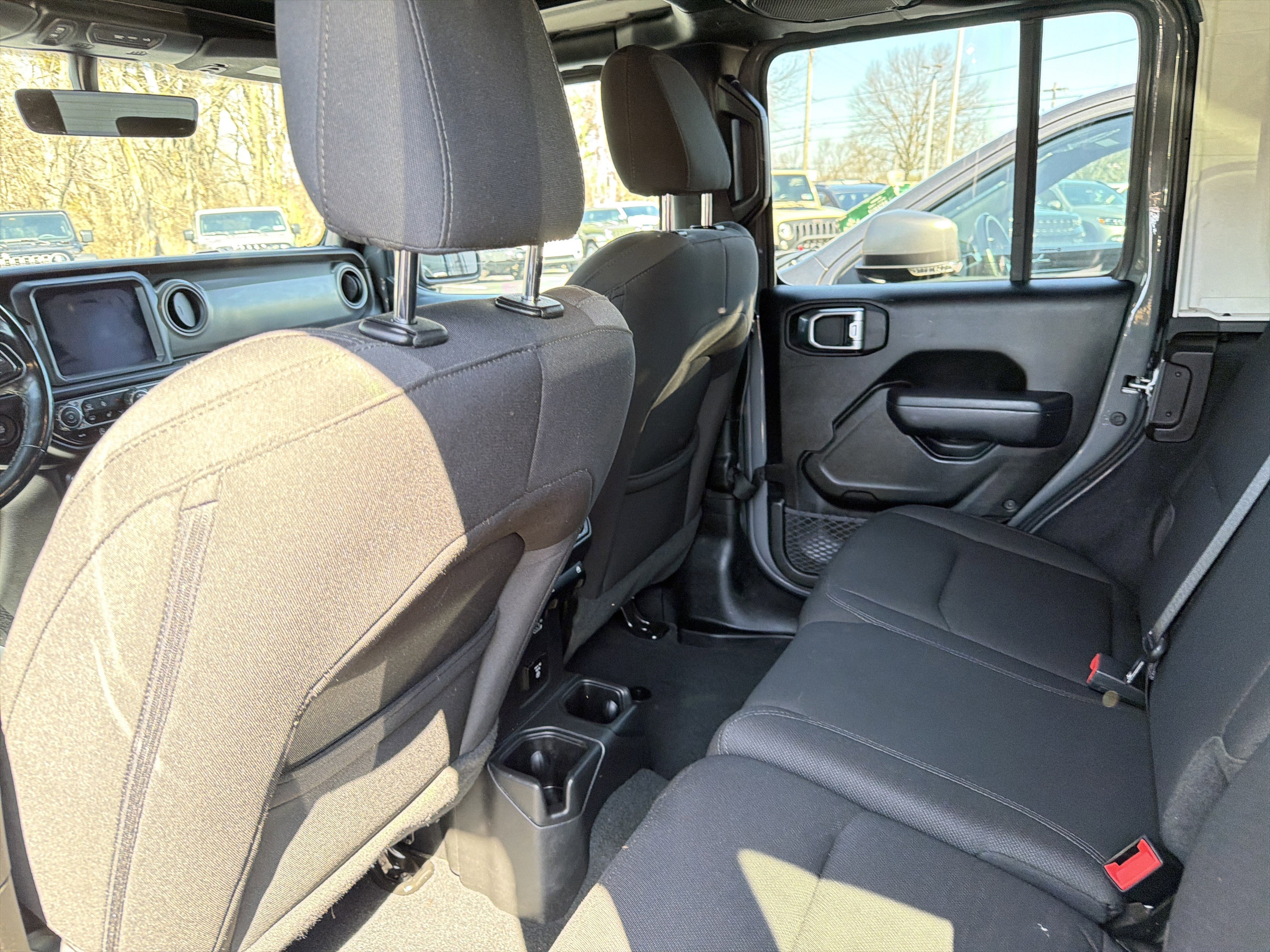 Certified 2022 Jeep Wrangler Unlimited Sport AWD/4WD image 11