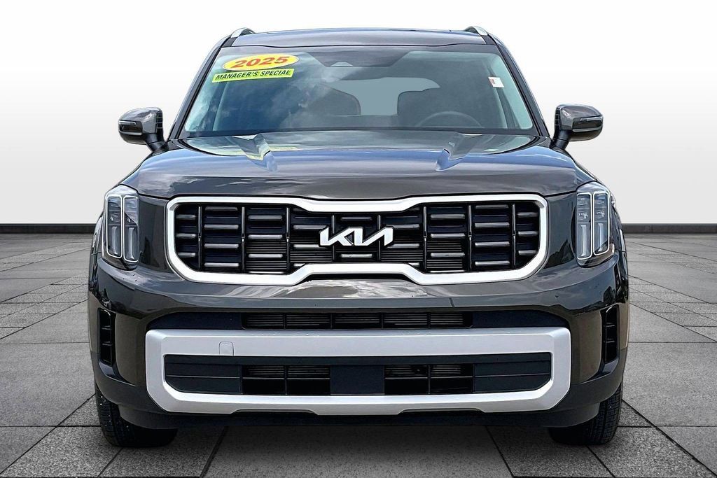 Used 2025 Kia Telluride S AWD/4WD image 3