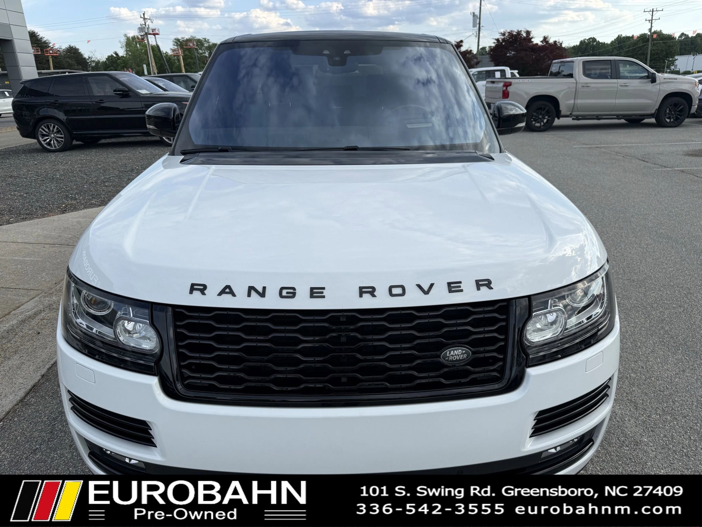Used 2017 Land Rover Range Rover HSE AWD/4WD image 24