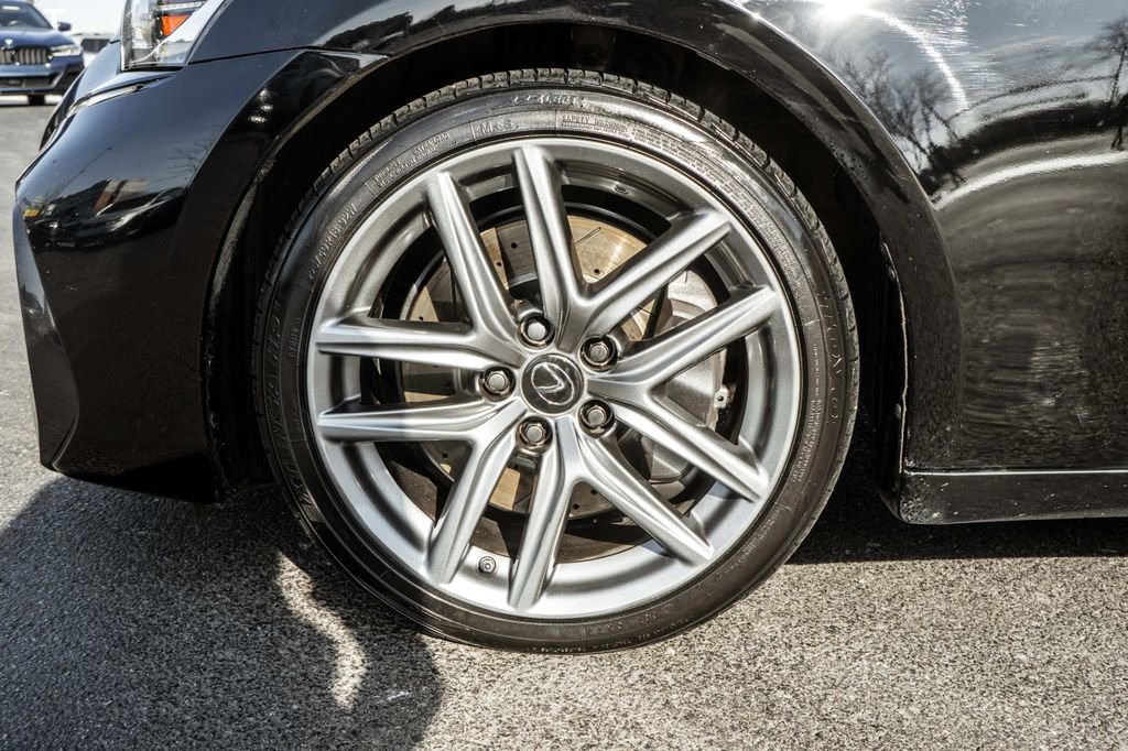 Used 2019 Lexus IS 300 F Sport w/ F Sport Package image 36