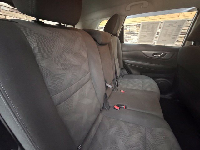 Used 2016 Nissan Rogue S AWD/4WD image 15