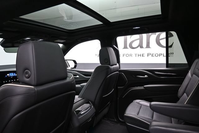 Used 2024 Cadillac Escalade Sport AWD/4WD image 26